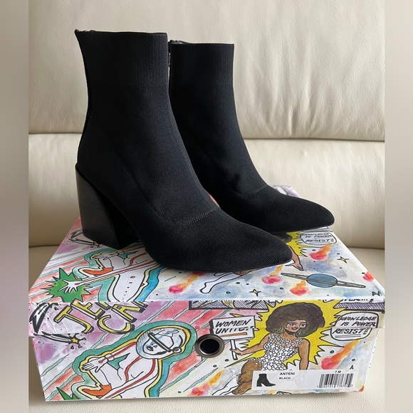 Jeffrey Campbell Shoes - Jeffrey Campbell Black Anteni Sock Boot Size 7